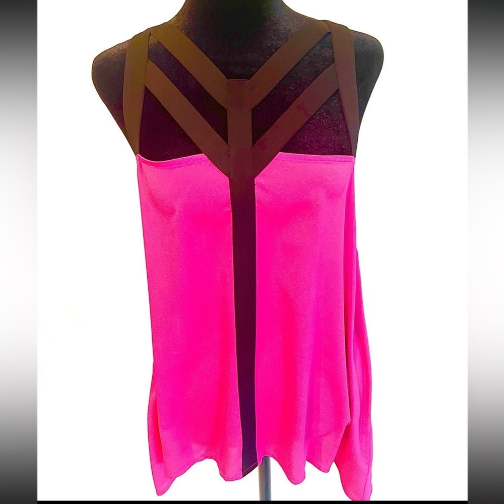 Strappy geometric dressy top